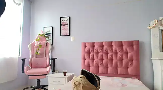  69HONRY online show from 02.07.25