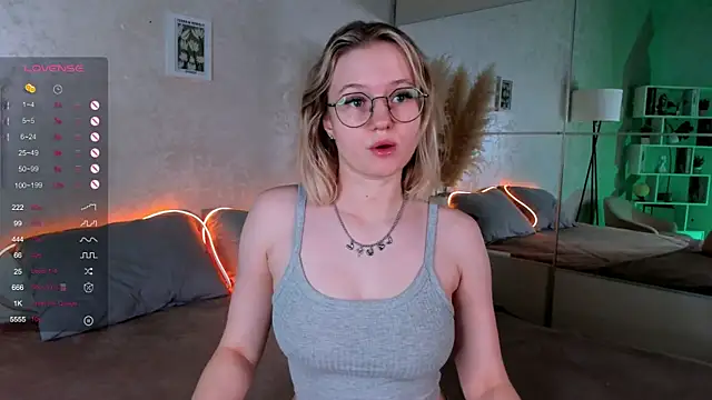 MaydaFoulk online show from 02.01.25