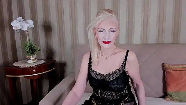 Rita Farel online show from 12.20.25