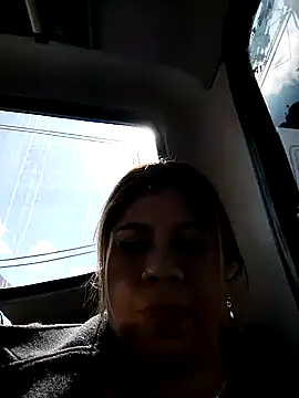 Snapshot of Laura-Hernandez chatting on 12.12.24 Laura-Hernandez online show from 12.12.24