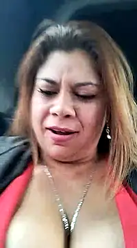 Snapshot of Laura-Hernandez chatting on 01.23.25 Laura-Hernandez online show from 01.23.25