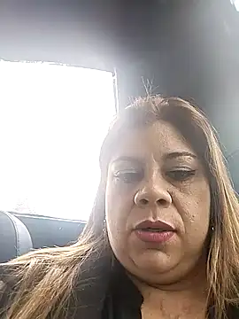 Snapshot of Laura-Hernandez chatting on 03.06.25 Laura-Hernandez online show from 03.06.25