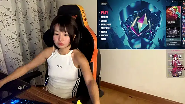 Snapshot of JayJaylov chatting on 02.18.25 JayJaylov online show from 02.18.25
