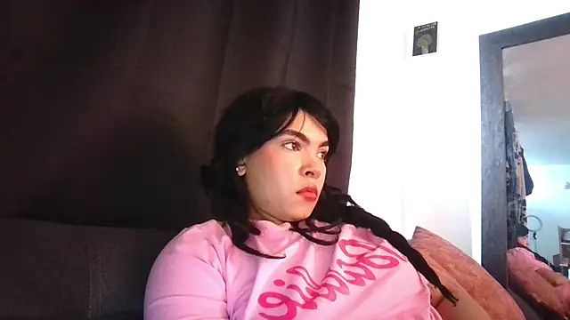 Kiri Cutee online show from 03.11.25