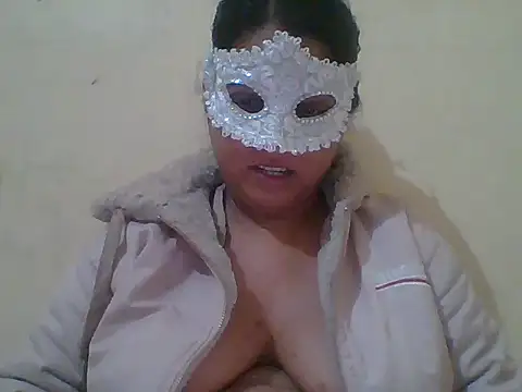 kamayanisingh24 online show from 01.01.25