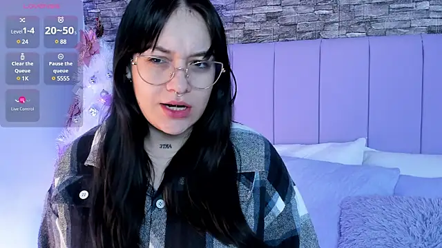 aurora sweet2 online show from 12.30.24