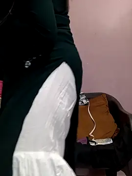 Snapshot of Ananya_34 chatting on 10.24.25 Ananya 34 online show from 10.24.25