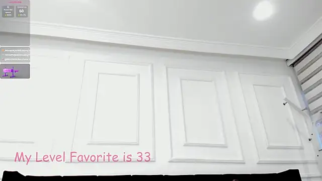 Snapshot of Luna_monroe_ chatting on 01.07.25 Luna monroe online show from 01.07.25