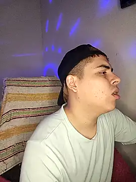 Snapshot of CARKIS-69 chatting on 12.04.24 CARKIS-69 online show from 12.04.24