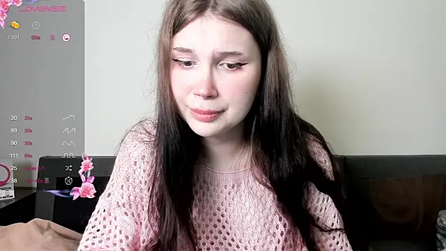 Snapshot of sandravegas1 chatting on 02.14.25 sandravegas1 online show from 02.14.25