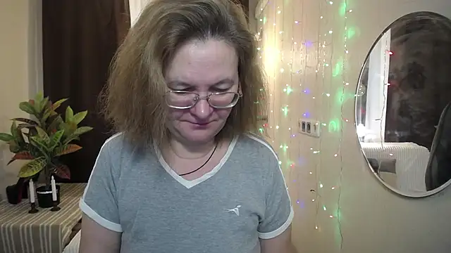 HolyMilfa online show from 01.26.25