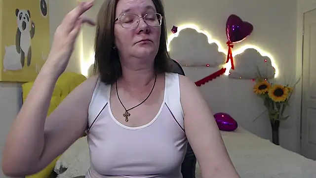 HolyMilfa online show from 03.22.25