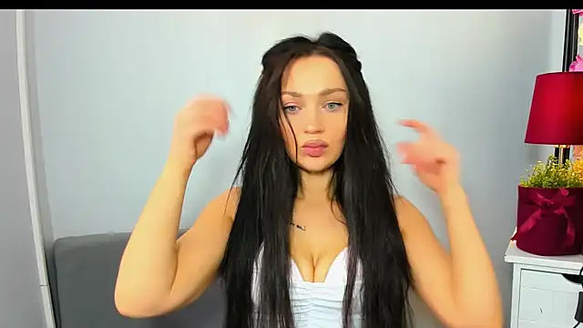 OliviaFantasy online show from 04.17.26