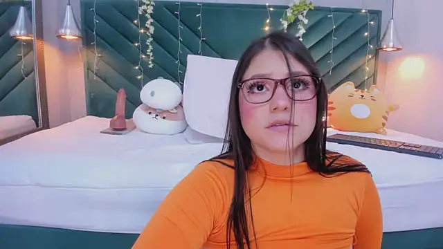 pamelajons  online show from 01.13.25