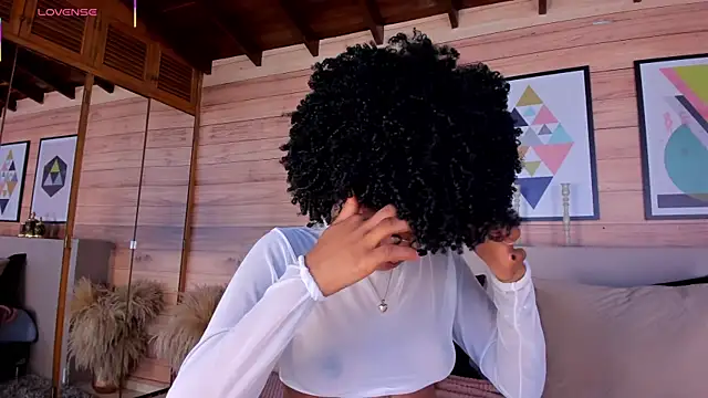 AriaFoster online show from 04.18.26