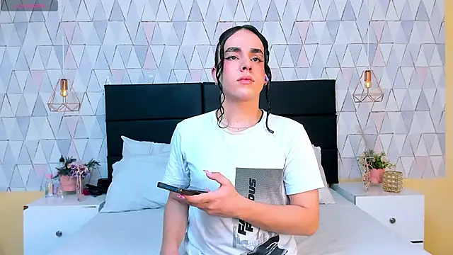 JustinePerry online show from 04.10.26