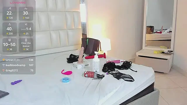 Snapshot of Alhana_pulido chatting on 12.24.24 Alhana pulido online show from 12.24.24