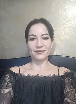 FireLily332 online show from 01.18.25