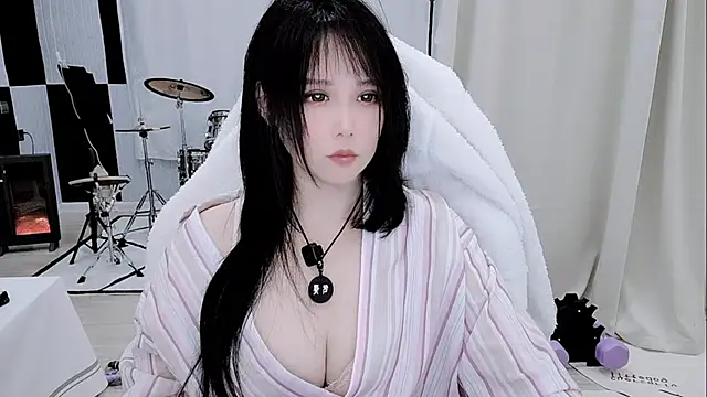 Vaness-a online show from 04.14.26