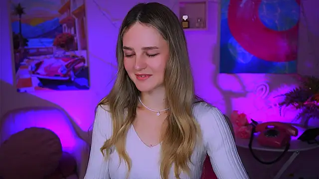 DeboraLarson online show from 12.25.24