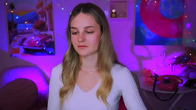 DeboraLarson online show from 12.25.24