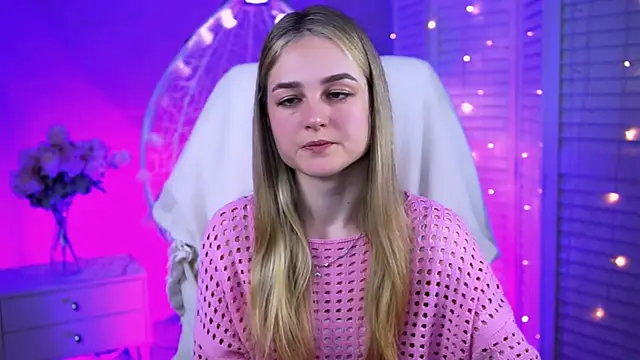 DeboraLarson online show from 03.19.25