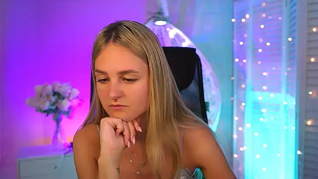 DeboraLarson online show from 03.27.26