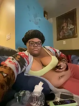 Snapshot of dondivax3 chatting on 12.22.24 dondivax3 online show from 12.22.24