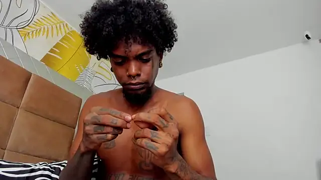 bigblackhotx1 online show from 11.30.25