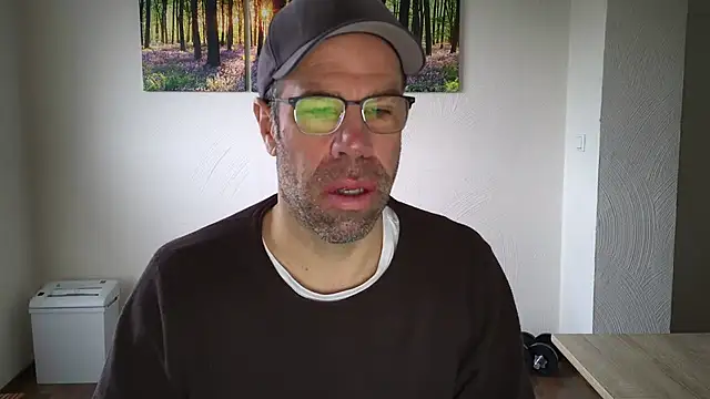 Harry Boldt online show from 10.14.25