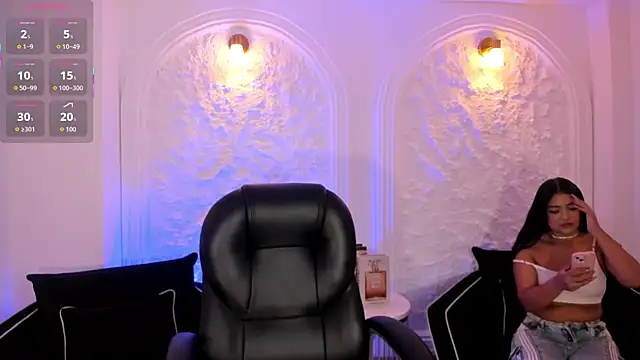 GabriellaLee online show from 09.10.25