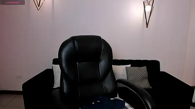 Snapshot of StacyWoods chatting on 01.09.25 StacyWoods online show from 01.09.25