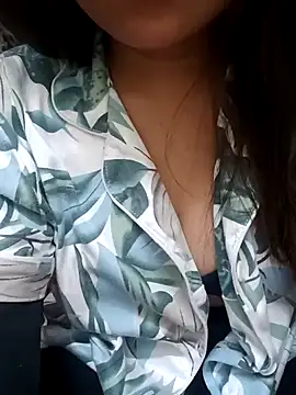 Snapshot of Sajel_000 chatting on 12.14.24 Sajel 000 online show from 12.14.24