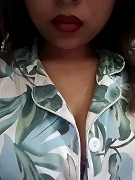 Snapshot of Sajel_000 chatting on 12.20.24 Sajel 000 online show from 12.20.24