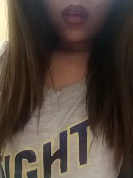 Snapshot of Sajel_000 chatting on 12.30.24 Sajel 000 online show from 12.30.24