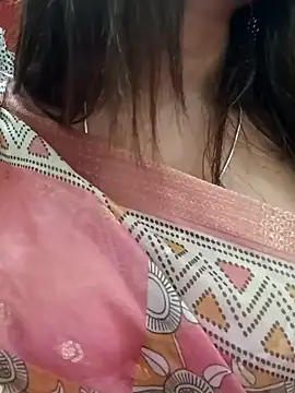 Snapshot of Sajel_000 chatting on 01.05.25 Sajel 000 online show from 01.05.25