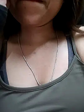 Snapshot of Sajel_000 chatting on 03.15.25 Sajel 000 online show from 03.15.25