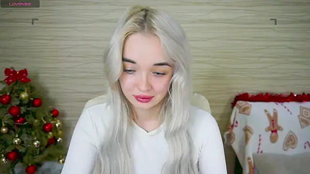 Snapshot of Ashley_S chatting on 01.15.25 Ashley S online show from 01.15.25