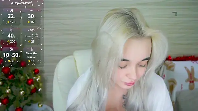 Snapshot of Ashley_S chatting on 01.27.25 Ashley S online show from 01.27.25