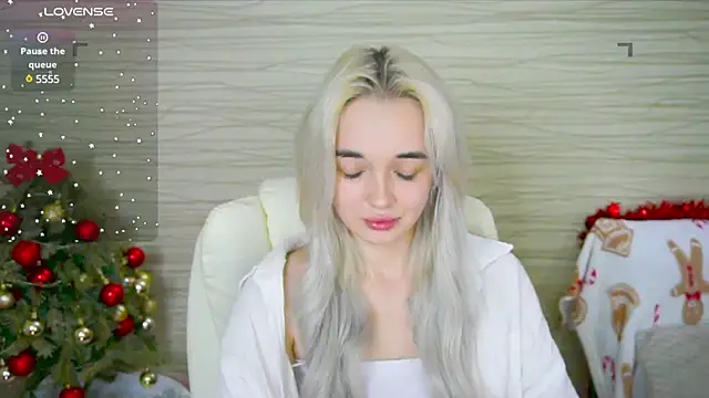 Snapshot of Ashley_S chatting on 01.27.25 Ashley S online show from 01.27.25