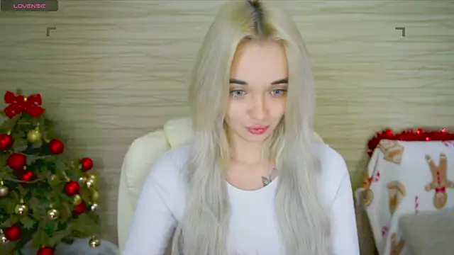 Snapshot of Ashley_S chatting on 01.29.25 Ashley S online show from 01.29.25