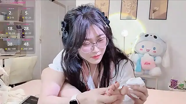 Snapshot of Luminous163 chatting on 12.16.25 Luminous163 online show from 12.16.25