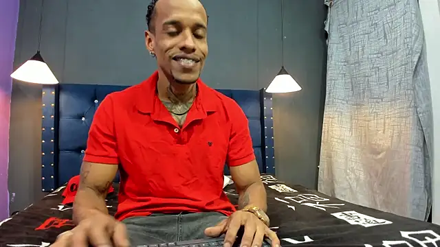 Snapshot of Salomon_koude chatting on 10.12.25 Salomon koude online show from 10.12.25