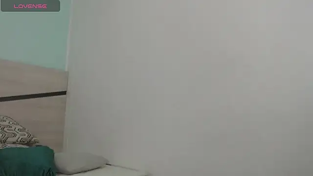 Snapshot of sussy_leon chatting on 12.19.24 sussy leon online show from 12.19.24