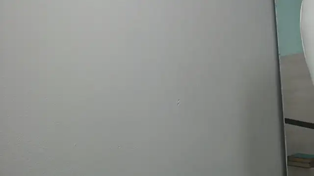 Snapshot of sussy_leon chatting on 02.15.25 sussy leon online show from 02.15.25