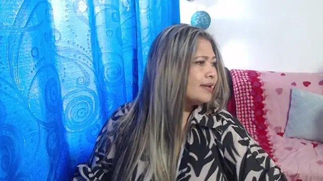 Snapshot of CANDYSWEET51 chatting on 11.14.25 CANDYSWEET51 online show from 11.14.25