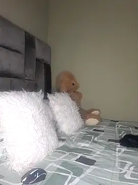 SlimRose24 online show from 11.03.25