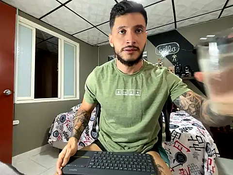 Snapshot of marcel_crawford96 chatting on 09.11.25 marcel crawford96 online show from 09.11.25