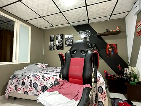 Snapshot of marcel_crawford96 chatting on 09.24.25 marcel crawford96 online show from 09.24.25