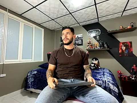 Snapshot of marcel_crawford96 chatting on 10.05.25 marcel crawford96 online show from 10.05.25